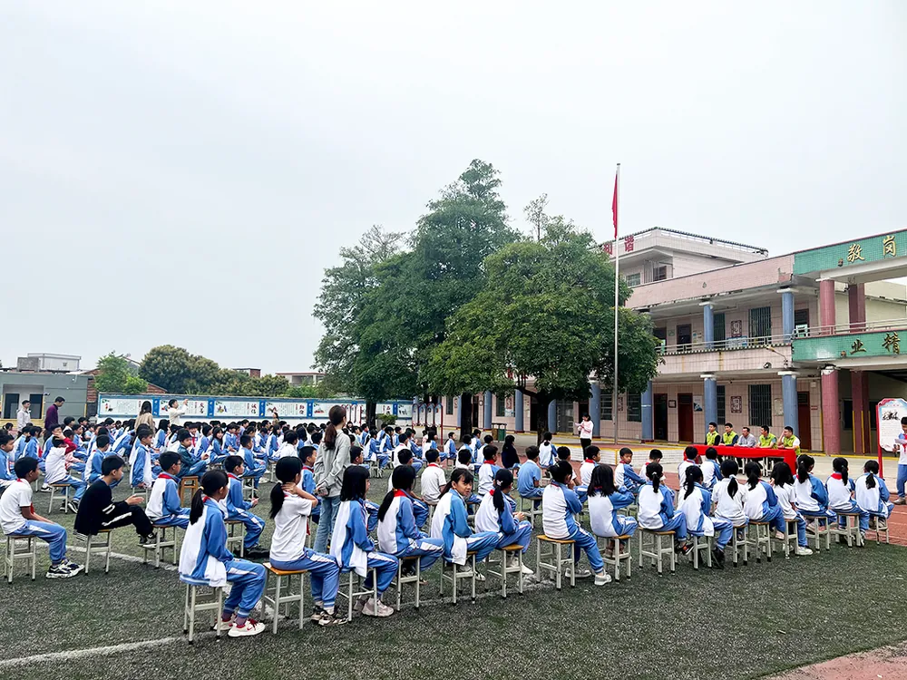 南城商务区北部学校经纬梦想室